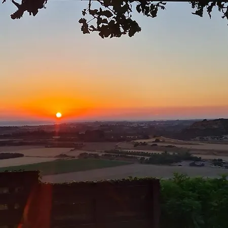 Arodafni House. Unique Views And Amazing Sunsets. * Kouklia