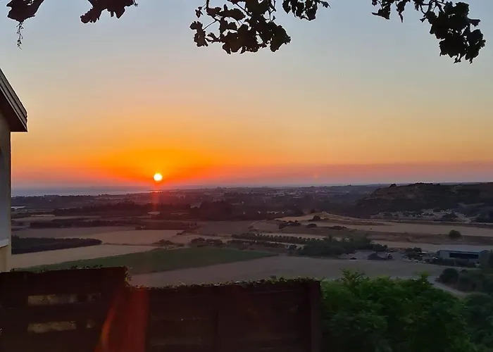 Arodafni House. Unique Views And Amazing Sunsets. * Kouklia