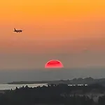 Σπίτι διακοπών Arodafni House. Unique Views And Amazing Sunsets. *