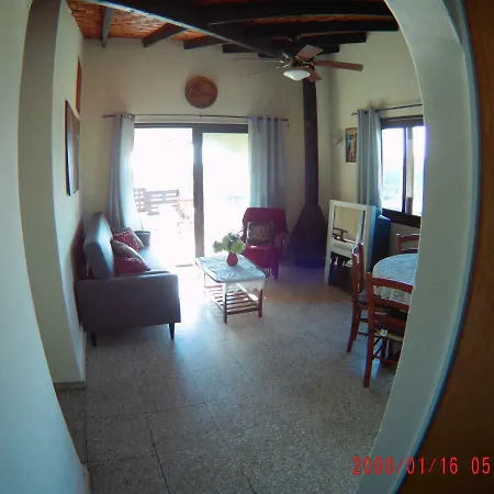 بيت للعطل Arodafni House. Unique Views And Amazing Sunsets. كوكليا