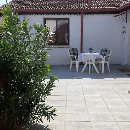 Arodafni House. Unique Views And Amazing Sunsets. بيت للعطل *