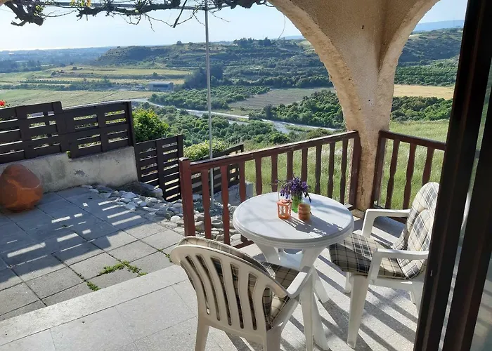 Arodafni House. Unique Views And Amazing Sunsets.